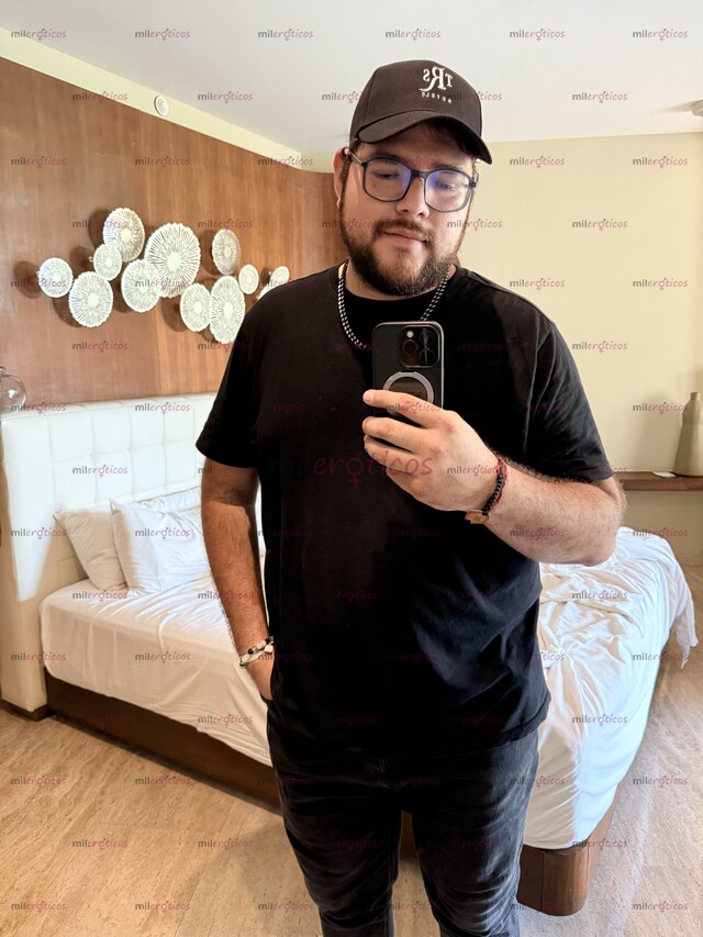 FOTOS DE ALTO, BARBÓN Y GORDITO, SOY NUEVO EN ESTE AMBIENTE