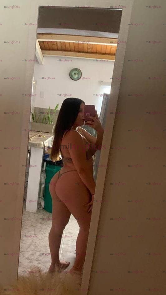 FOTOS DE LA COMBINACIÓN PERFECTA ACABA DE ATERRIZAR ENTRE DULZURA Y FUEGO