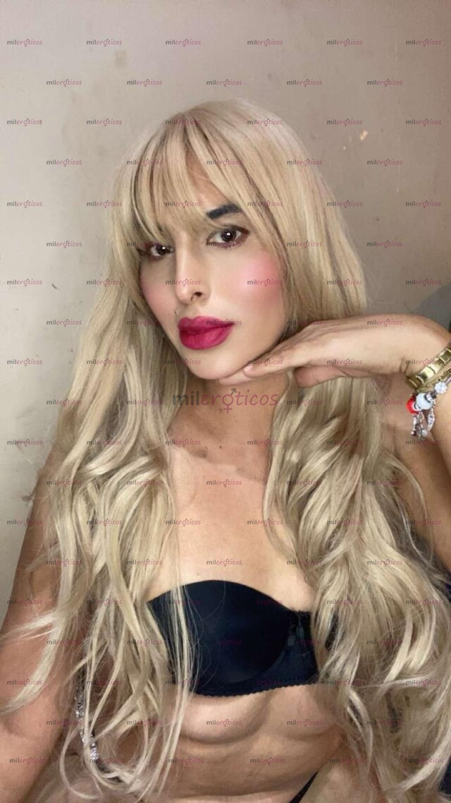FOTOS DE LA EXCLUSIVA JOHANA STAM , LA FAMOSA TRANSEXUAL DE HERMOSILLO SONORA !!