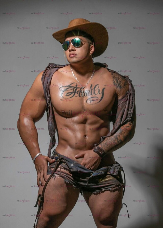 FOTOS DE MAXI !! DOTADO MORENO RICO DE VISITA EN TU CIUDAD !!