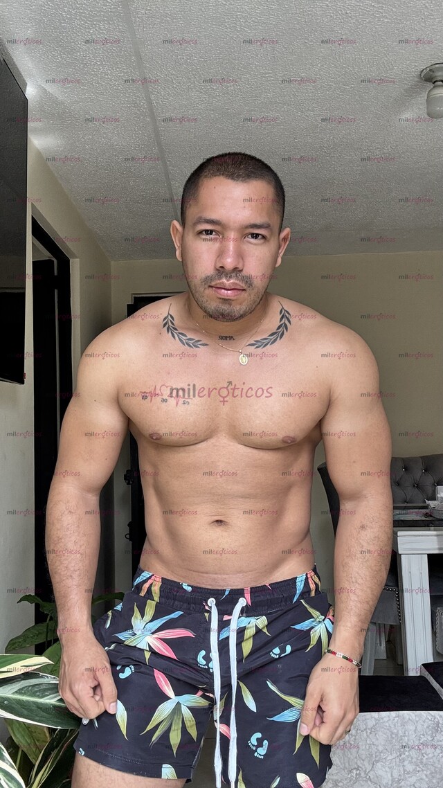 FOTOS DE HOLA SOY JAVIER MACHO FORNIDO TU MASAJISTA DE CONFIANZA