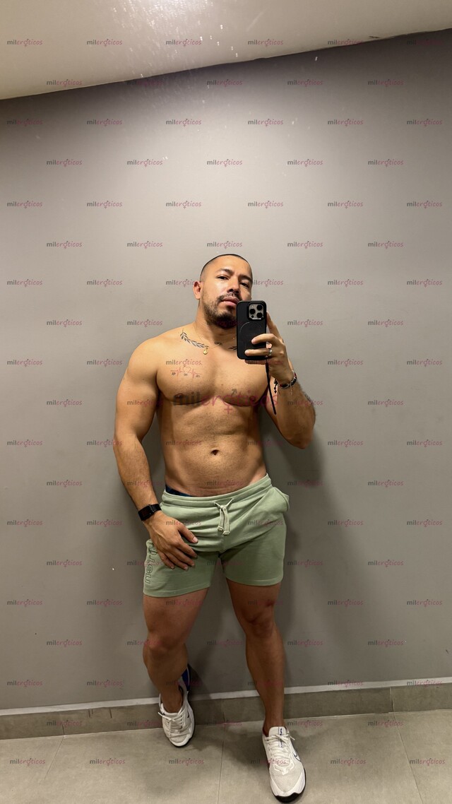 FOTOS DE HOLA SOY JAVIER MACJO DE 1.72 DISPONIBLE PARA CUMPLIR TUS DESEOS