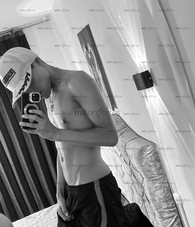 FOTOS DE PASIVO , LINDO CON BUEN CULO PARA TI CHICO SCORT