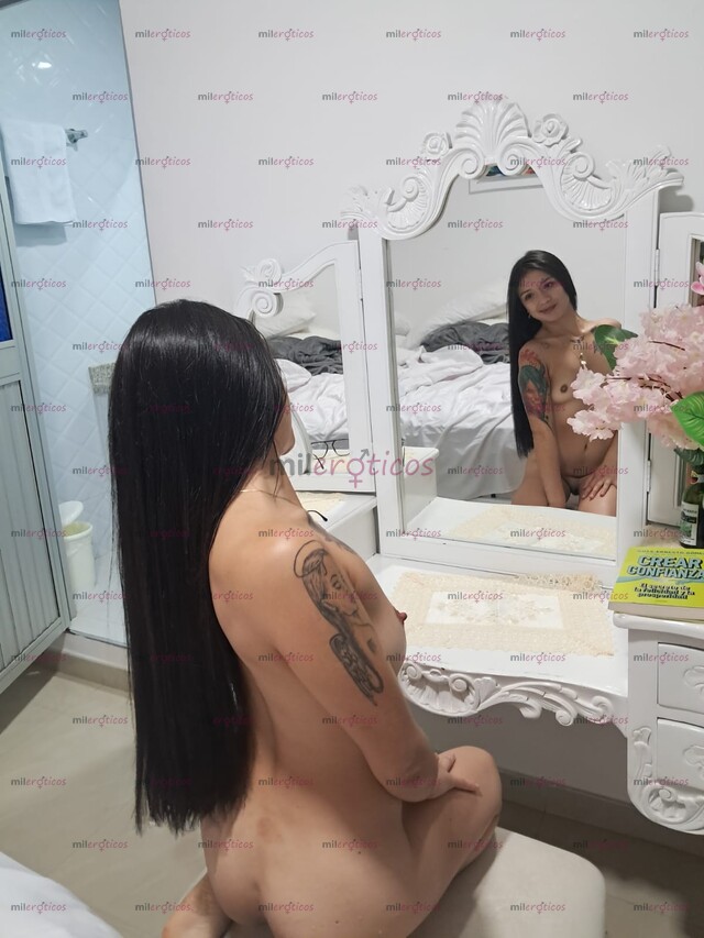 FOTOS DE CHIKITA CON GANAS DE COMPLACERTE 20 AÑOS, BAJITA DELGADA VEN LA PASAMOS RICO