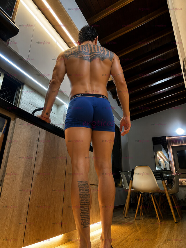 FOTOS DE PAISA MACHO ACTIVO, DISPUESTO A COMPLACERTE