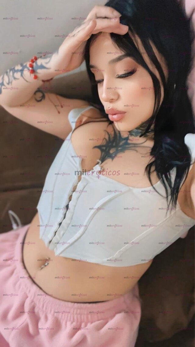 FOTOS DE LINDA CHICA CON CUERPO EXPECTACULAR, MIRADA ENCANTADORA Y CON EXCELENTE ACTITUD