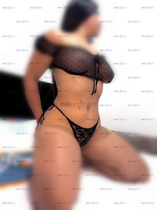 FOTOS DE LINDA JOVENCITA PELI NEGRA FLACA CON COLA PARADITA
