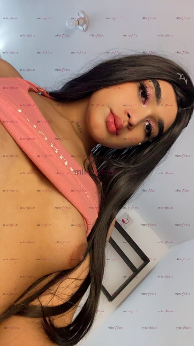 FOTOS DE MUY NATURAL CHICA FEMENINA Y PARCHADA TRANS VERSÁTIL