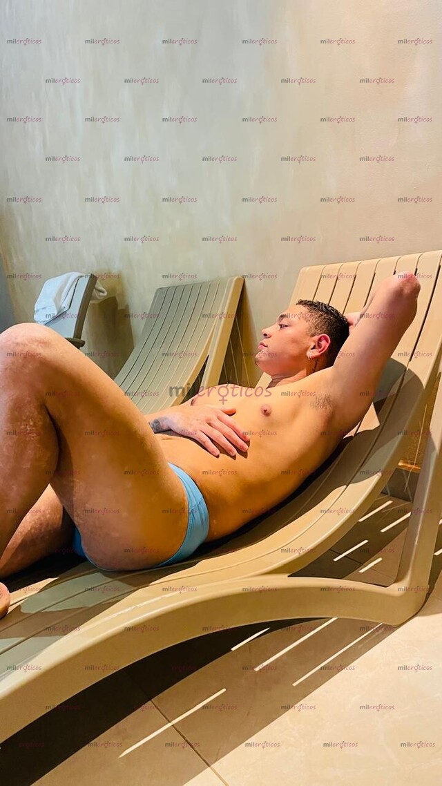 FOTOS DE UN JOVEN EXÓTICO MORBOSO CON UNA PIEL DIFÍCIL DE OLVIDAR