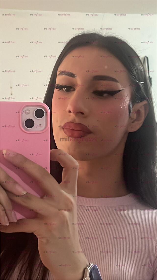 FOTOS DE CHICA TRANS VERSÁTIL, DE MENTE ABIERTA CON BUEN CUERPO