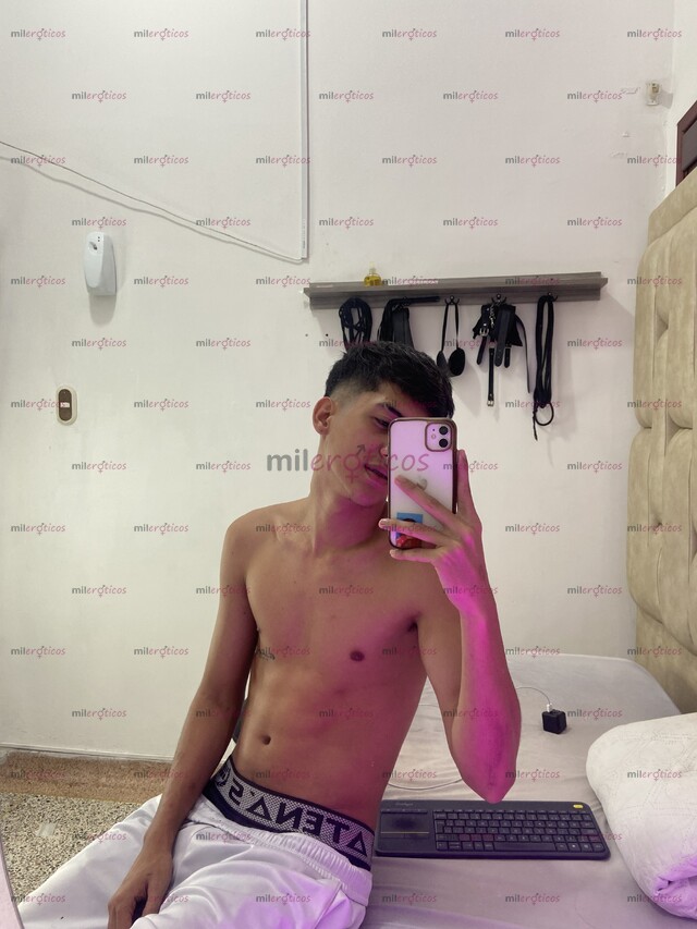 FOTOS DE CHICO HETERO ELEGANTE JOVEN Y ARDIENTE SOY HETERO DE MENTE ABIERTA