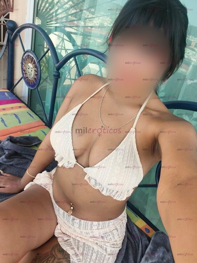 FOTOS DE SOY KARELY VENEZOLANA UNA CULONA NATURAL Y TRAGONA QUE ACABA DE LLEGAR AL AMBIE