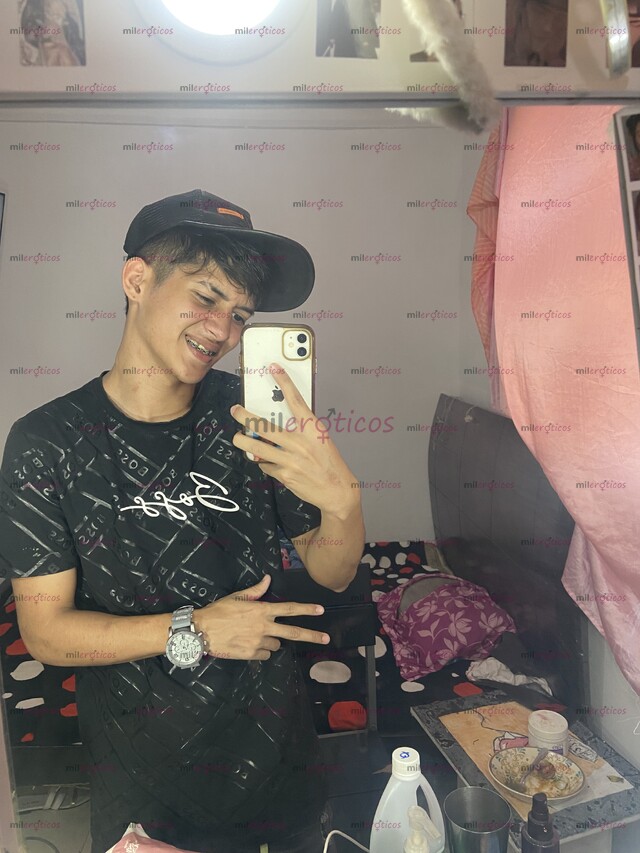 FOTOS DE CHICO HETERO ELEGANTE JOVEN Y ARDIENTE SOY HETERO DE MENTE ABIERTA