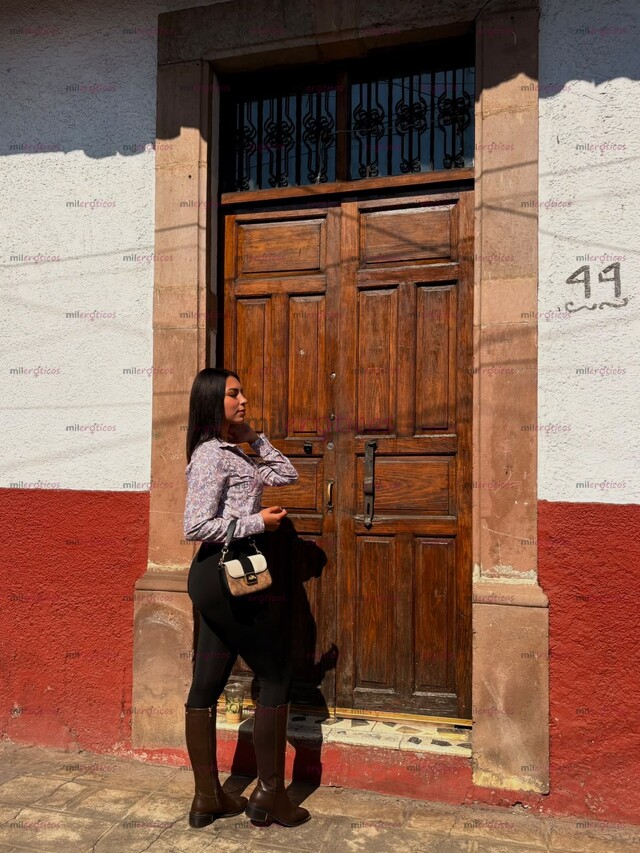 FOTOS DE BONITA, PIEL SUAVE,CUERPO DE DIOSA, CHUPABLES!!!!