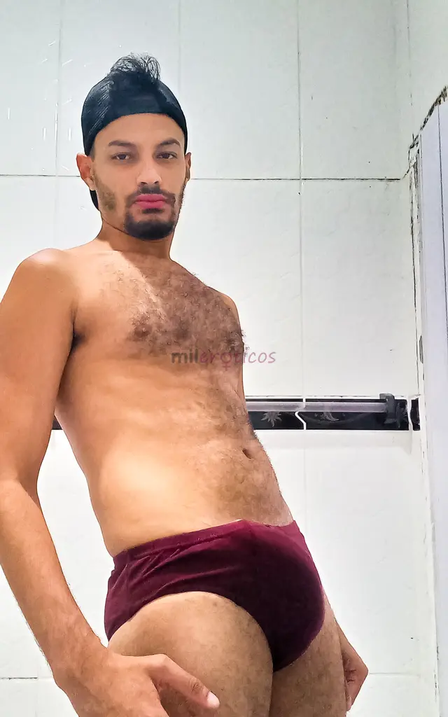 Ola tudo bem prazer thales seja bem vindo tenho 27 anos 1 90 de altura rapaz de alto nivel boa conversacao educado e totalmente dedicado a te proporci...