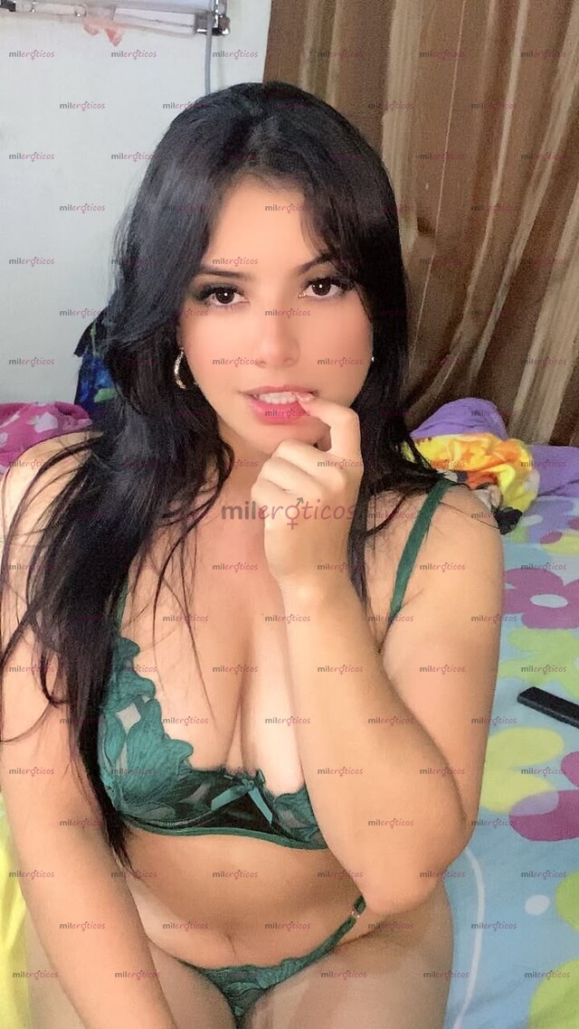 FOTOS DE MUJER HERMOSA DESDE 10K! FLACA BLANQUITA CON VAGINA ROSADA