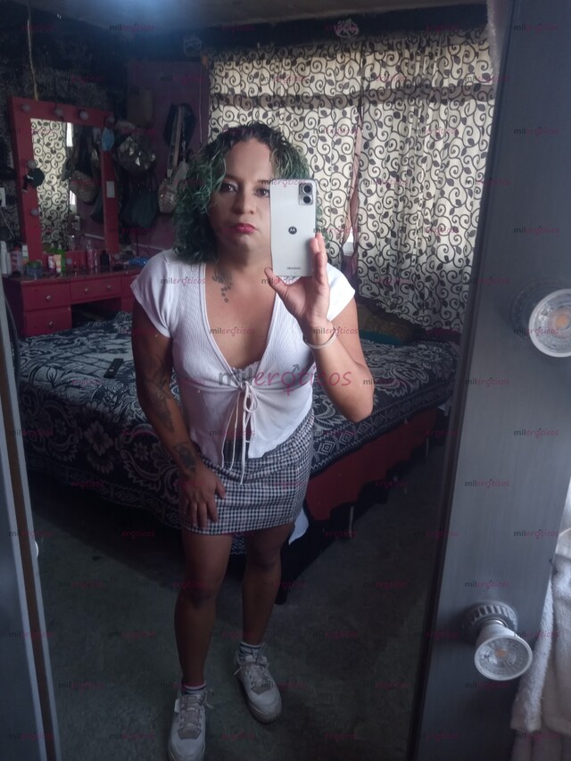 FOTOS DE CALIENTE Y SEXO DURO LO CHUPO BIEN ENSALIBADO Y GARGANTA PROFUND