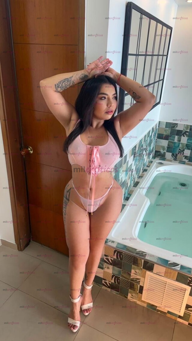 FOTOS DE SOY CAMILA MUY TIERNA CARIÑOSA Y COMPLACIENTE DE VAGINA ESTRECHITA
