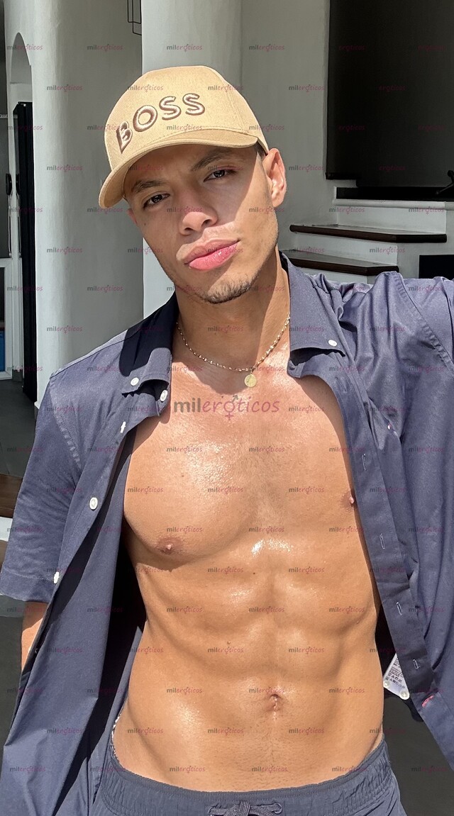 FOTOS DE ACOMPAÑANTE MASCULINO DE ALTO NIVEL,ELEGANCIA Y DISCRECIÓN.