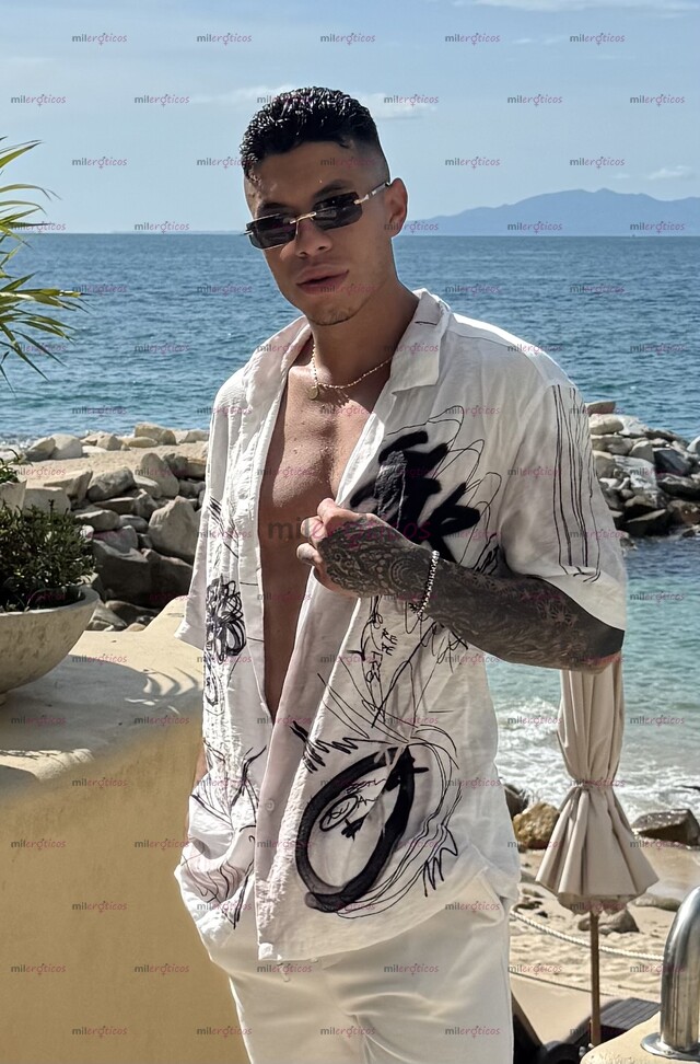 FOTOS DE ACOMPAÑANTE MASCULINO DE ALTO NIVEL,ELEGANCIA Y DISCRECIÓN.
