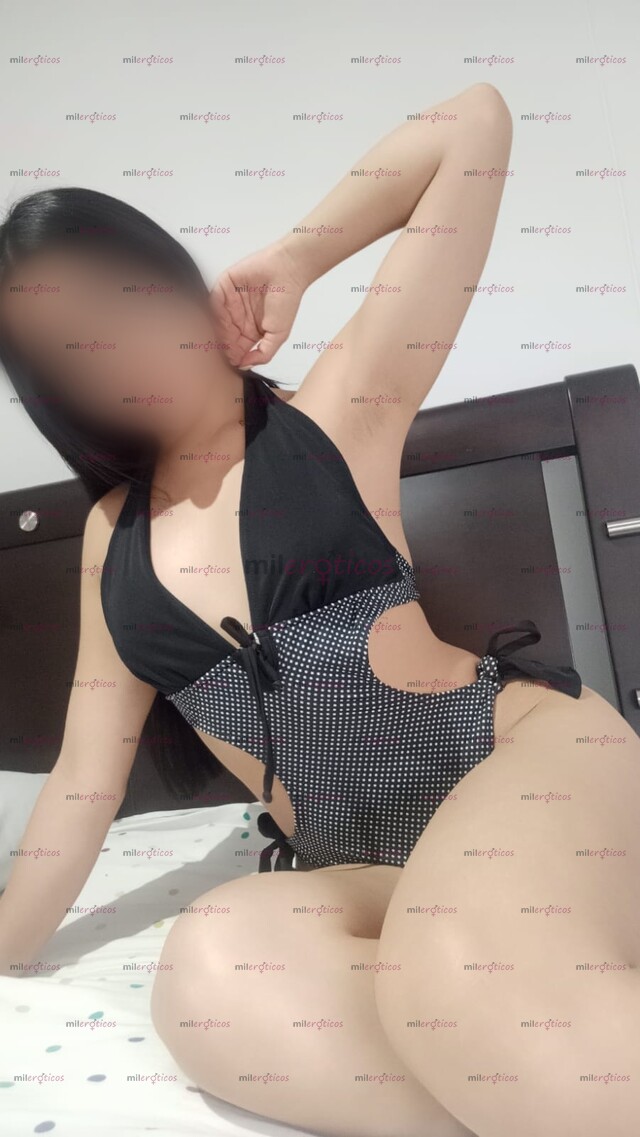 FOTOS DE HERMOSA CHICA DIVERTIDA COMPLACIENTE POSEO UN CUERPO PERFECTO