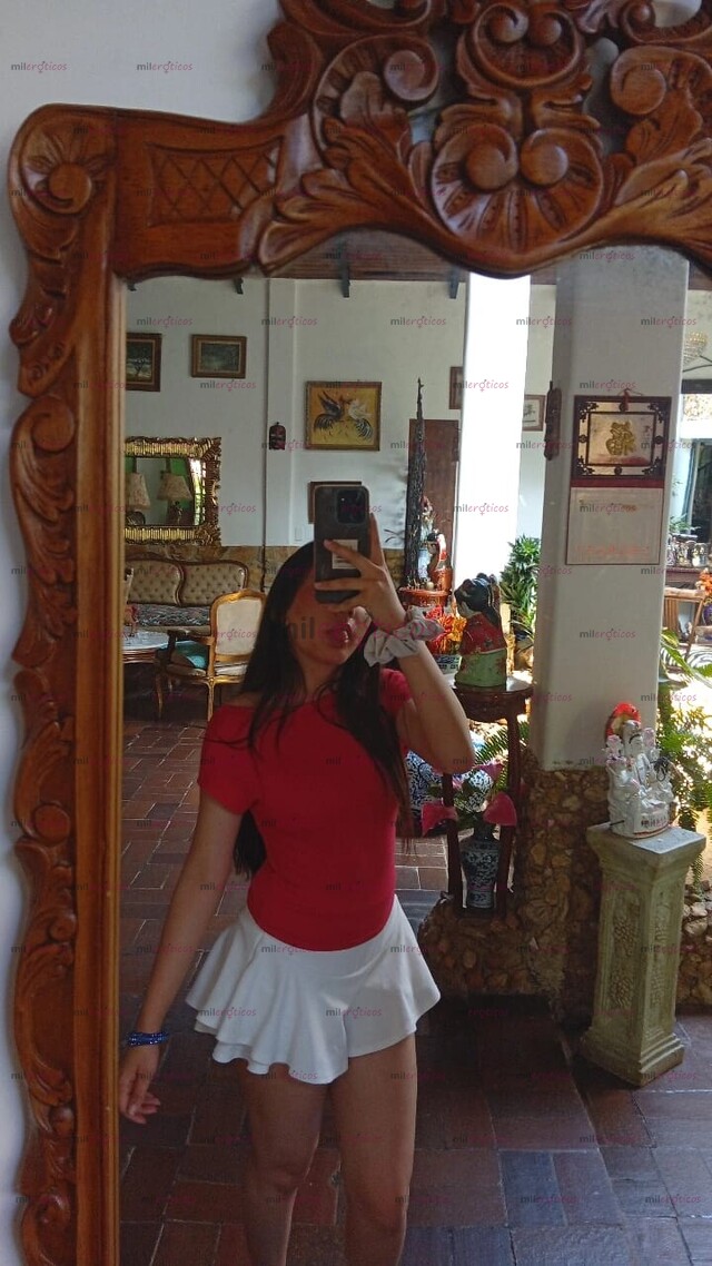 FOTOS DE HERMOSA CHICA SEDUCTORA DESDE 10K, CON MUCHO MORBO