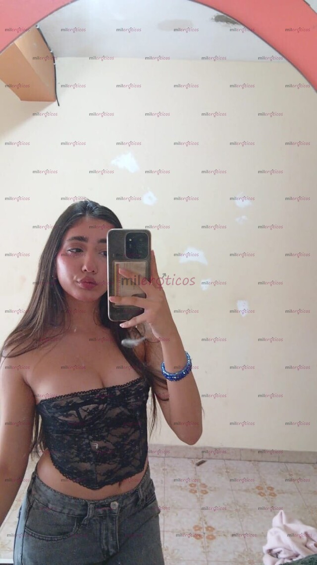 FOTOS DE HERMOSA CHICA SEDUCTORA DESDE 10K, CON MUCHO MORBO
