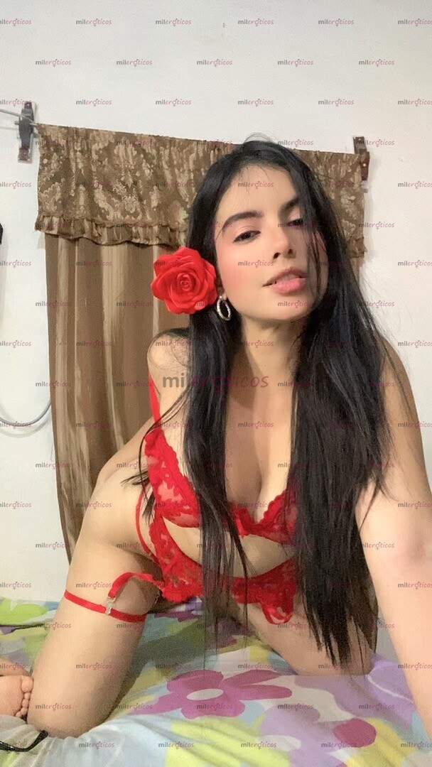 FOTOS DE MUJER HERMOSA DESDE 10K! FLACA BLANQUITA CON VAGINA ROSADA