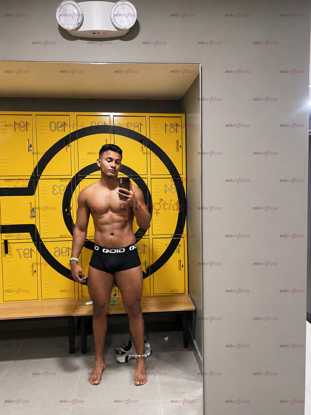FOTOS DE XXL COSTEÑO DOMINANTE DE VISITA POR POCOS DÍAS.
