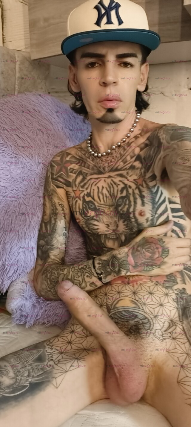 FOTOS DE FLACO ACTIVO BLANCO TATUADO VERGON SERIO RESERVADO