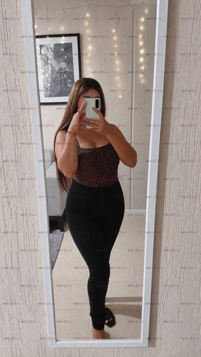 FOTOS DE HOLA AMOR MI NOMBRE ES GLENDA TENGO 22 AÑITOS SOY UNA CHICA CON BASTANTE EXPERIE