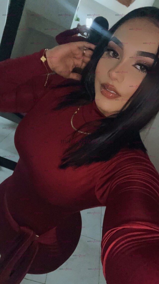 FOTOS DE JESSICA, VOLUPTUOSA MODELO, SENOS Y COLA GRANDE VIP