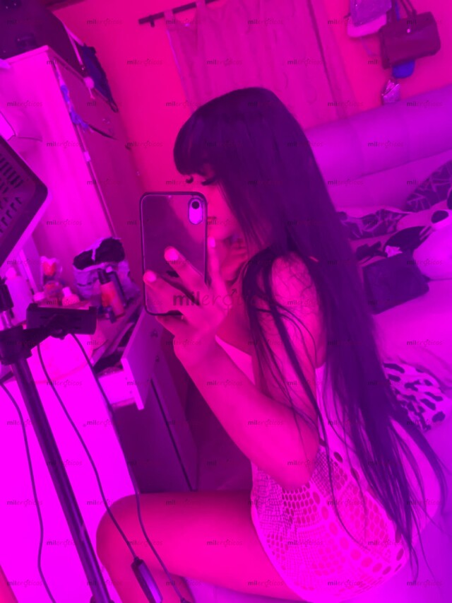 FOTOS DE CHICA TRANS 100% FEMENINA PASIVA CULONA DISPUESTA A COMPLACER TUS FANTASIAS