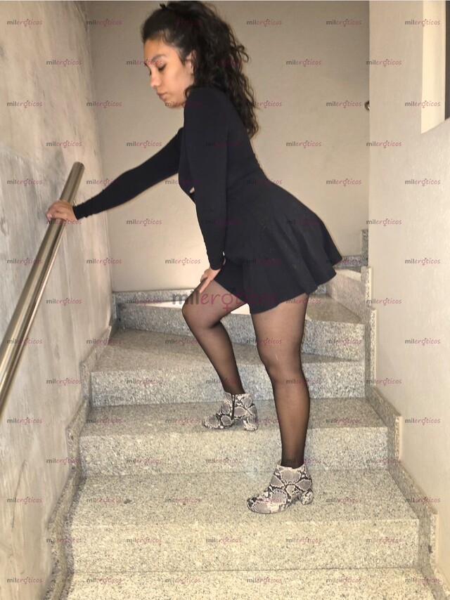 FOTOS DE SEXY MAMI SOLTERA TETONA, CULONCITA Y DISPUESTA SER TU PUTITA AMOR