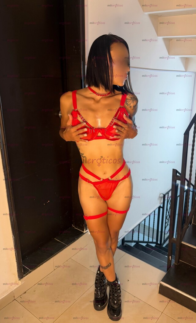 FOTOS DE CATALEYA DELICIOSA FLAQUITA SÚPER CALIENTE!!