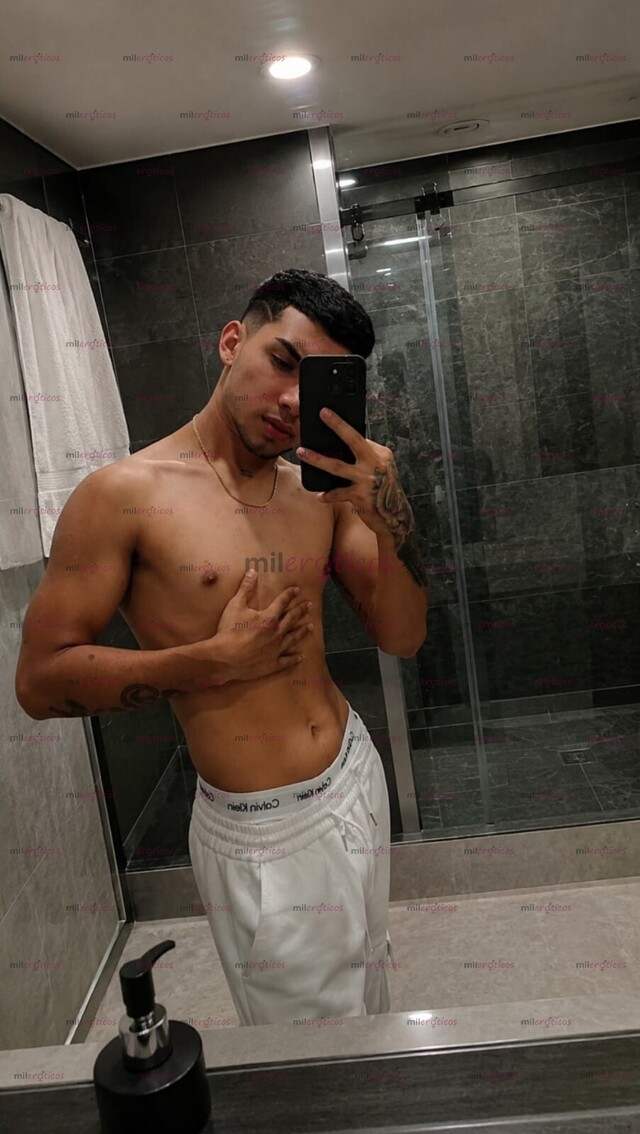 FOTOS DE ACOMPAÑANTE MASCULINO PREMIUM BOGOTÁ DISCRECIÓN ELEGANCIA EXCLUSIVIDAD
