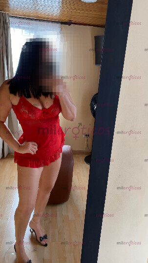 FOTOS DE COSTEÑA, EXÓTICA Y ARRECHA, CON UNA VAGINA APRETADA Y PELUDITA...APTO PRIVADO