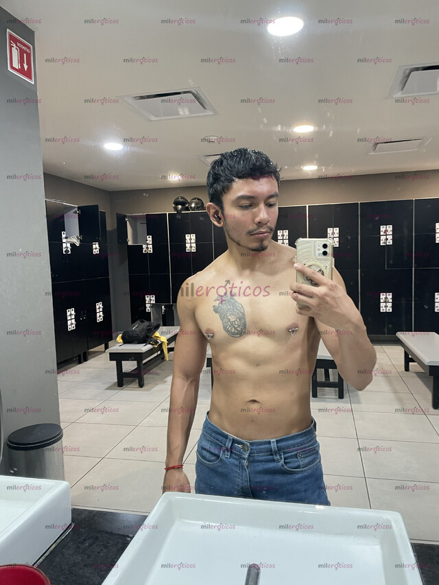 FOTOS DE CHACALITO ACTIVO VERGÓN DE 19CM Y 25 AÑOS CALIENTE Y MORBOSO