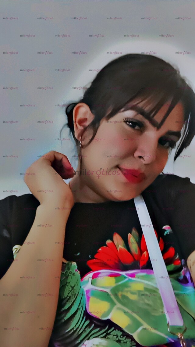 FOTOS DE HOLA MI NOMBRE ES KENIA CASTEJON LINDA PELINEGRA FLACA COMPLACIENTE