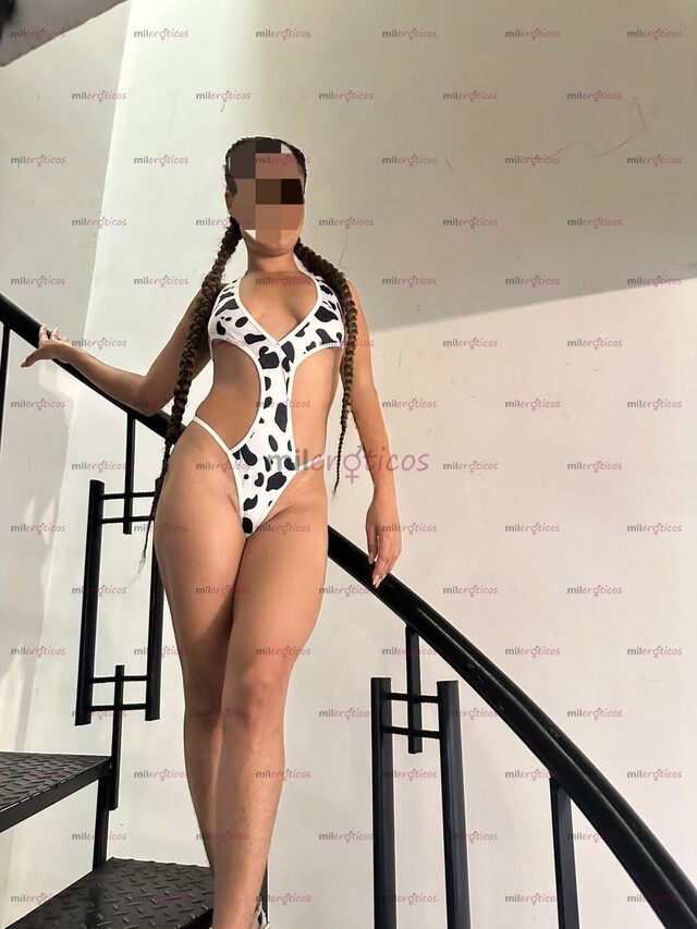 FOTOS DE HERMOSA VIOLETA DE 19 AÑITOS BIEN ARRECHITA AL SUR DE CALI