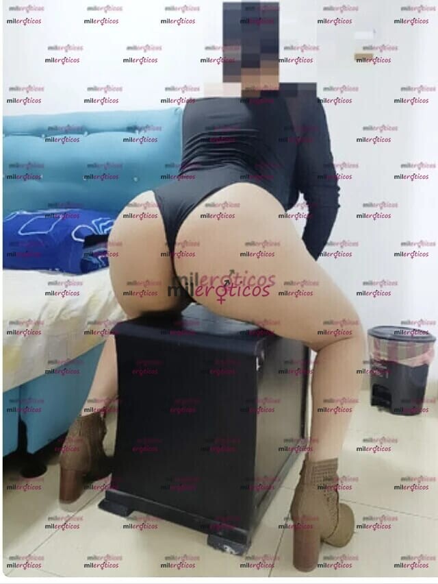 FOTOS DE HERMOSA BLANQUITA ARRECHA JUGUETONA CON TETAS NATURALES MUY COMPLACIENTE