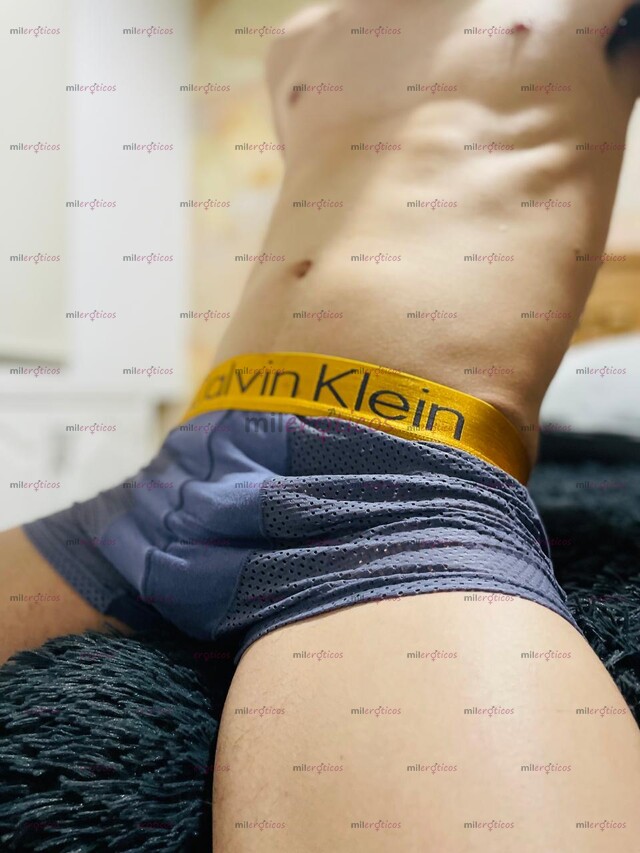 FOTOS DE JOVEN BIEN DOTADO, SEXO AL MÁXIMO PARA TI Y TU PAREJA HOTEL Y MOTEL