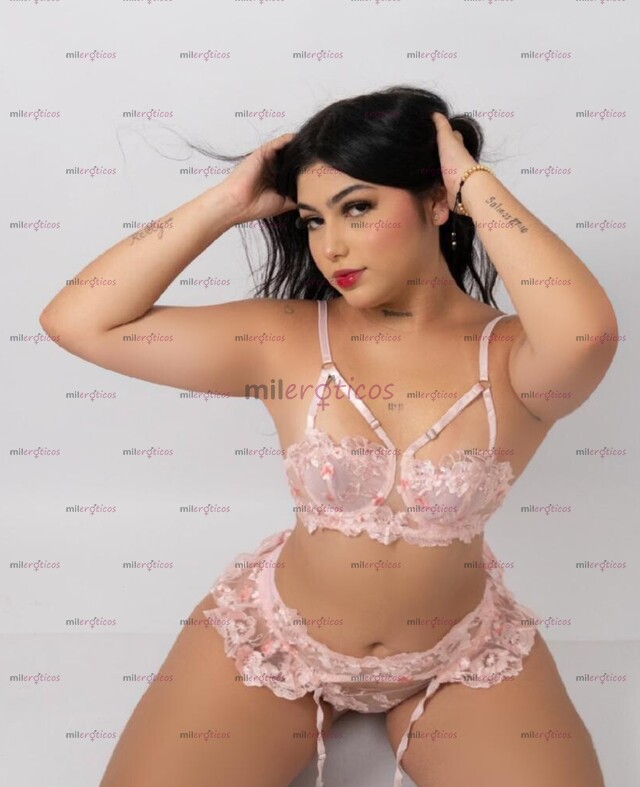 FOTOS DE DISFRÚTAME PAPI ! ANDO SÚPER CALIENTE MÉTEME TU VERGA PAPI