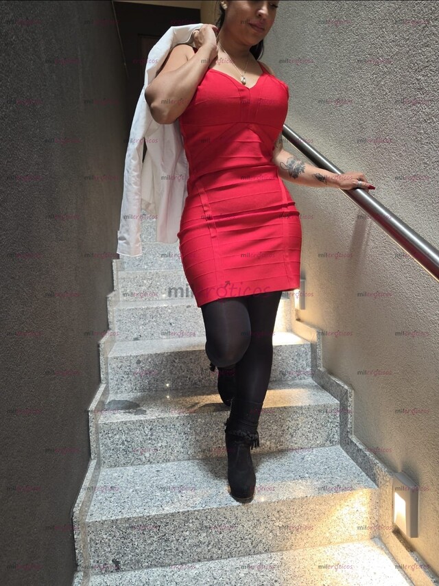 FOTOS DE QUIERO CUMPLIR TU FANTASIA, SERE TU SENSUAL SECRETARIA O TU MAESTRA PUTONA