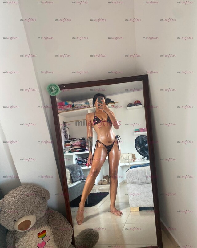 FOTOS DE HERMOSA PAISA DE PIEL MORENA Y CUERPO NATURAL