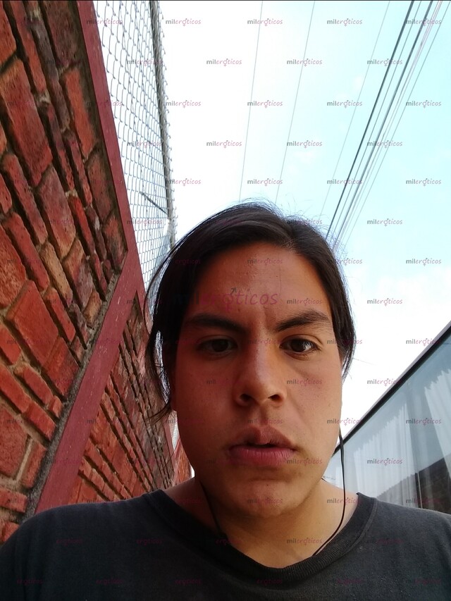 FOTOS DE VAMOS A FOLLAR, SOLOS OH CON TU ESPOSO, QUIERO CHUPARTE LAS TETAS.