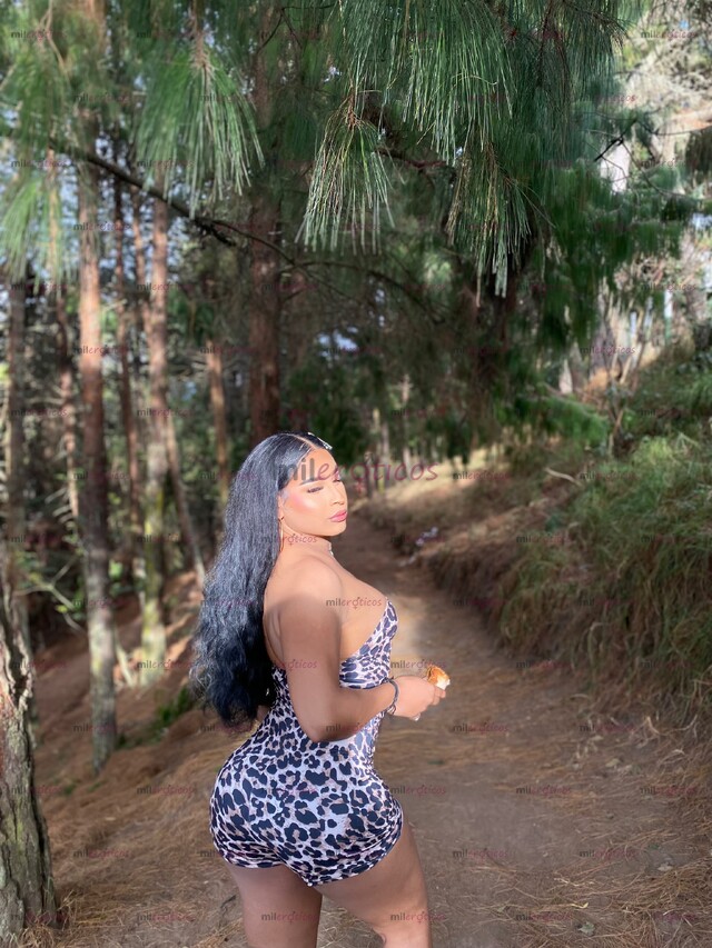 FOTOS DE VALERIA 20 AÑOS DULCE Y ARDIENTE VEN Y DISFRUTA DE UN BUEN SEXO APASIONADO