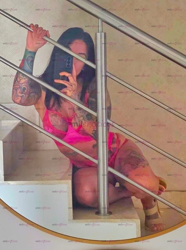 FOTOS DE CHAPARRITA, TATUADITA, FITNESS Y MUY CALIENTE.