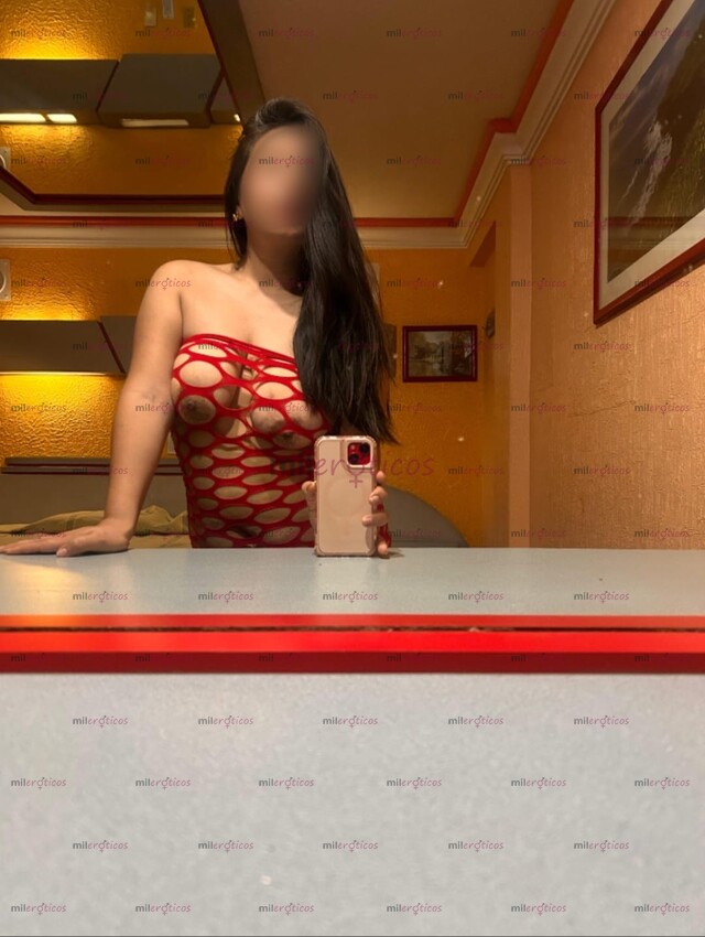 FOTOS DE HERMOSA CHAPARRITA PERUANA VEN Y DÉJATE CONSENTIR ERÓTICAMENTE CON MIS MANOS