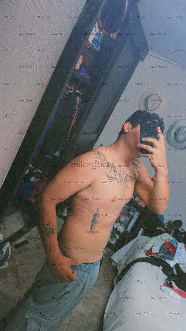 FOTOS DE GIL MORRITO CON VERGA DURA LISTA PARA TU CULO